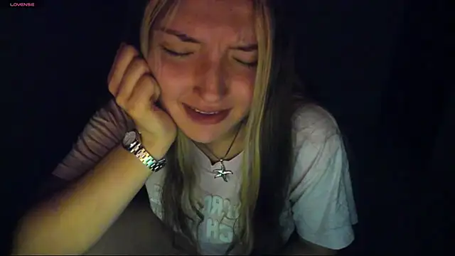 Alice bloom  online show from 12.17.25