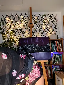 Snapshot of Naughty-Jessie chatting on 03.05.25 Naughty-Jessie online show from 03.05.25