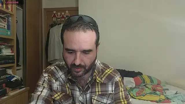 curiosillo83 online show from 10.03.25