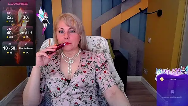 Snapshot of Candy_Long chatting on 04.23.26 Candy Long online show from 04.23.26