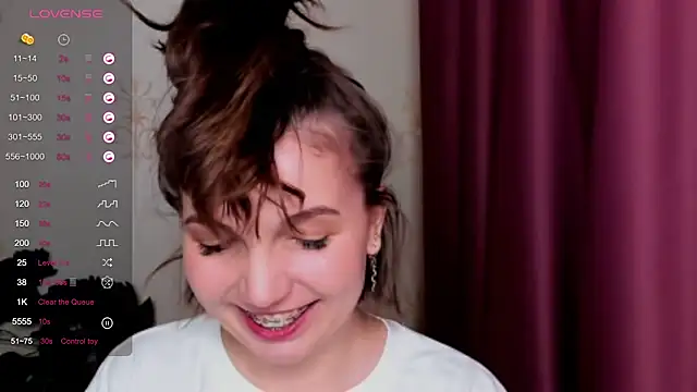 KindHazelHere  online show from 02.25.25