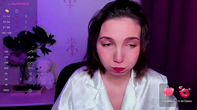 KindHazelHere  online show from 02.25.26