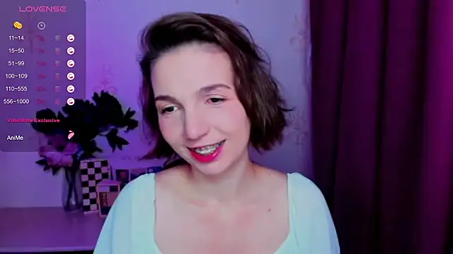 Snapshot of KindHazelHere_ chatting on 07.19.26 KindHazelHere online show from 07.19.26