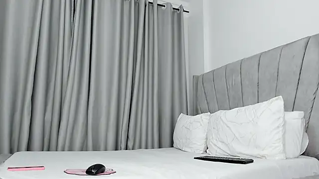 thee sexy goddess online show from 02.09.26