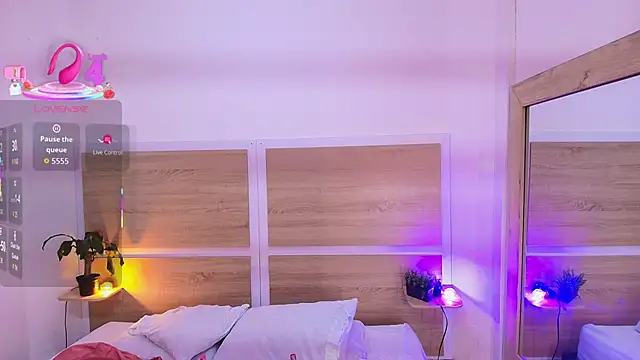  nickypurple  online show from 01.12.26