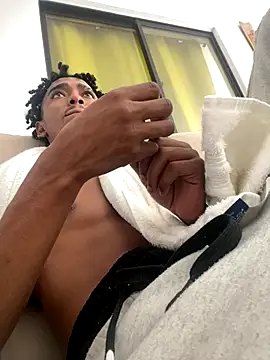 matatanlove online show from 10.18.25