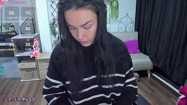 Lunlunera online show from 03.17.25