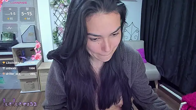 Lunlunera online show from 03.17.25