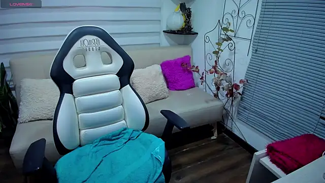 Lunlunera online show from 03.14.26