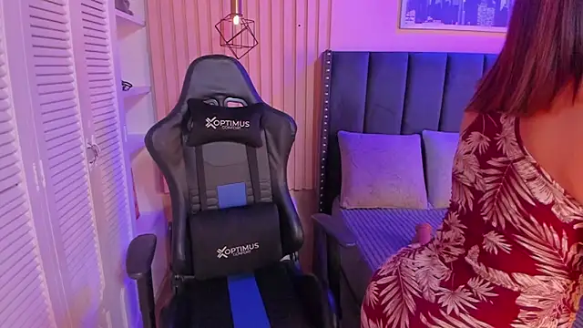 ashlye miller  online show from 02.13.25