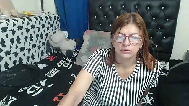 jellyfishhot online show from 11.04.25