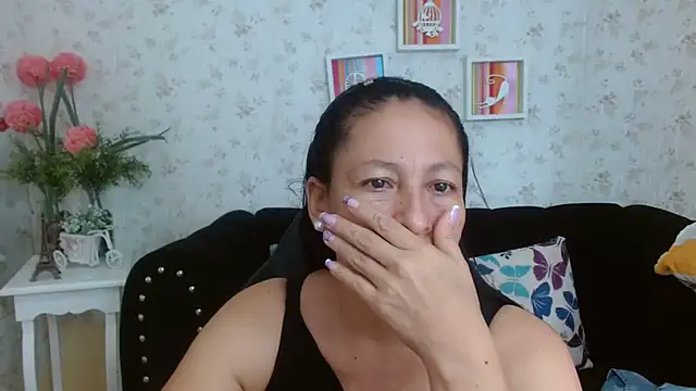 Snapshot of mature_martina chatting on 02.07.25 mature martina online show from 02.07.25