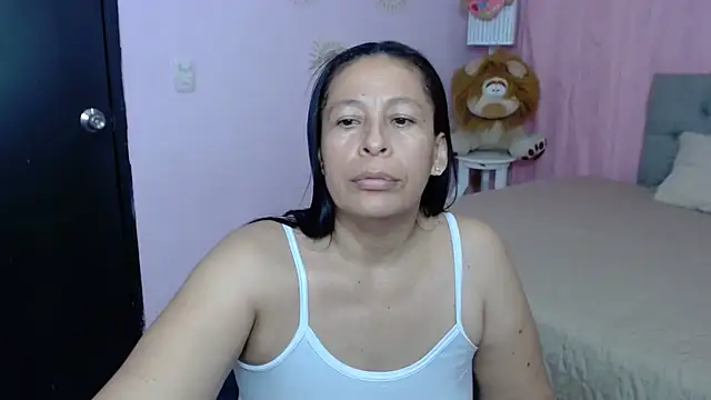 Snapshot of mature_martina chatting on 10.07.25 mature martina online show from 10.07.25