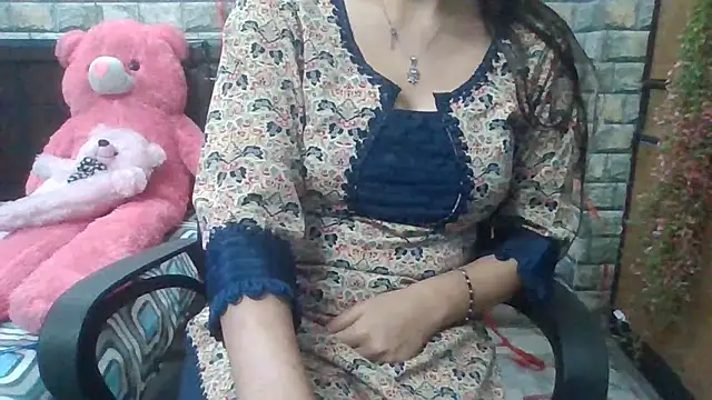 Sexy iknoor online show from 03.15.25