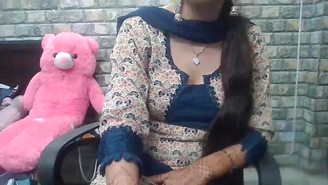 Sexy iknoor online show from 10.15.25