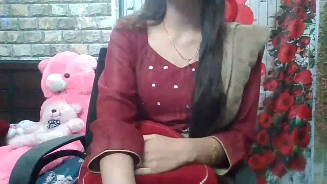 Snapshot of Sexy_iknoor chatting on 04.27.26 Sexy iknoor online show from 04.27.26