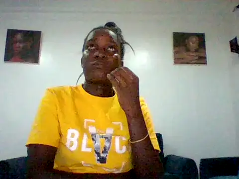 Snapshot of Alessandrajenna chatting on 03.10.26 Alessandrajenna online show from 03.10.26