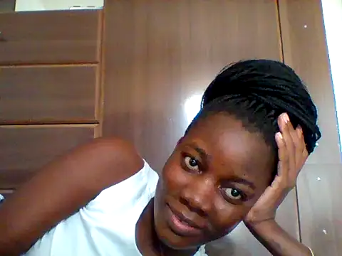 Snapshot of Alessandrajenna chatting on 04.01.26 Alessandrajenna online show from 04.01.26