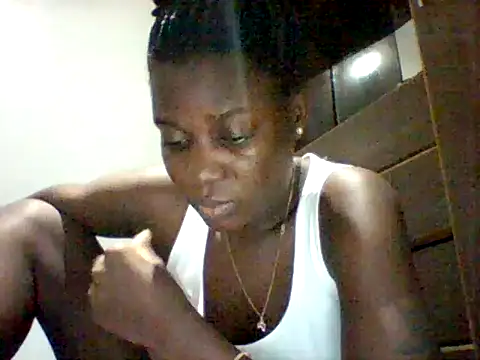 Snapshot of Alessandrajenna chatting on 04.06.26 Alessandrajenna online show from 04.06.26