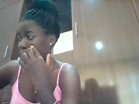 Snapshot of Alessandrajenna chatting on 04.12.26 Alessandrajenna online show from 04.12.26