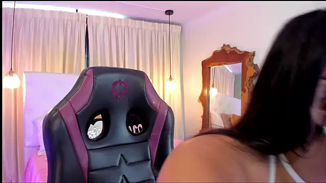 BonnieBad01 online show from 10.15.25