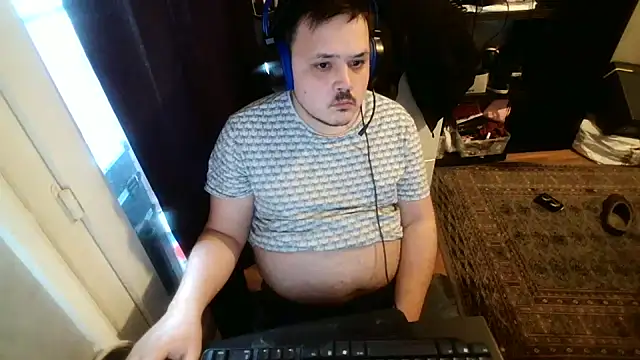 Snapshot of Bebemickey75 chatting on 02.20.25 Bebemickey75 online show from 02.20.25