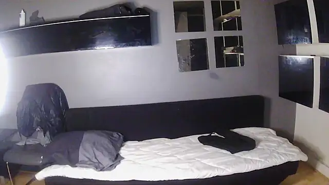 Snapshot of Bebemickey75 chatting on 03.01.26 Bebemickey75 online show from 03.01.26