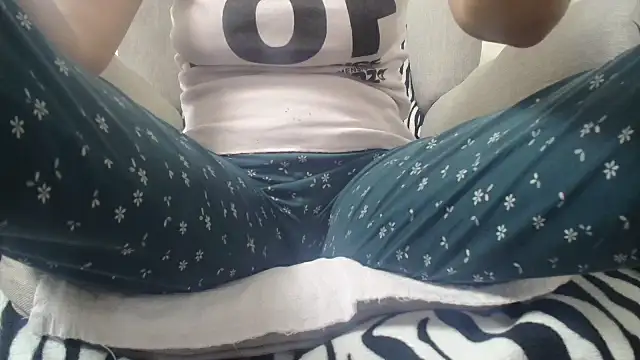 Snapshot of Web_Lady chatting on 03.21.25 Web Lady online show from 03.21.25