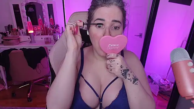 Snapshot of rachelbrooksxx chatting on 08.02.26 rachelbrooksxx online show from 08.02.26