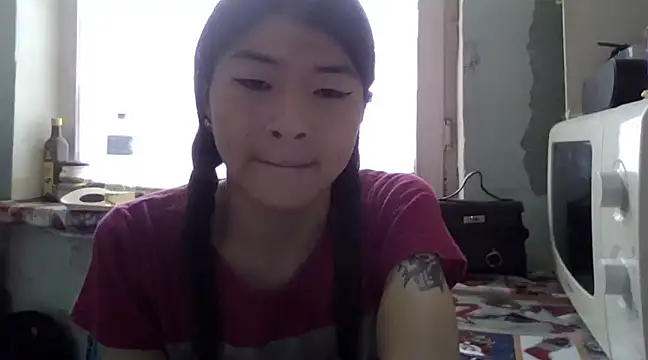 CarlyJoy online show from 02.19.25