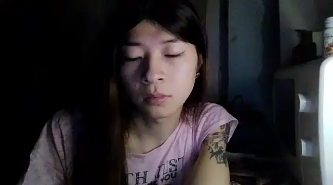 CarlyJoy online show from 03.13.25