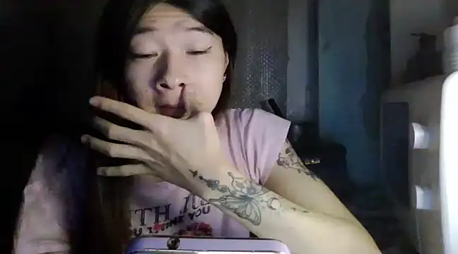 CarlyJoy online show from 03.14.25