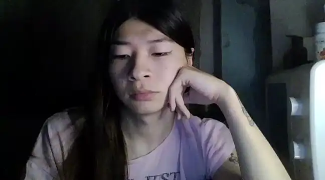 CarlyJoy online show from 03.16.25