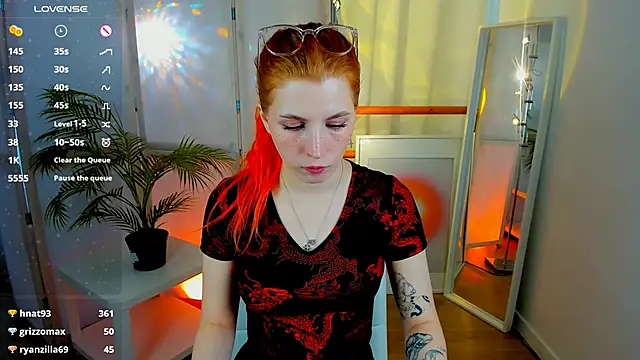 Mira  Blush online show from 02.28.25