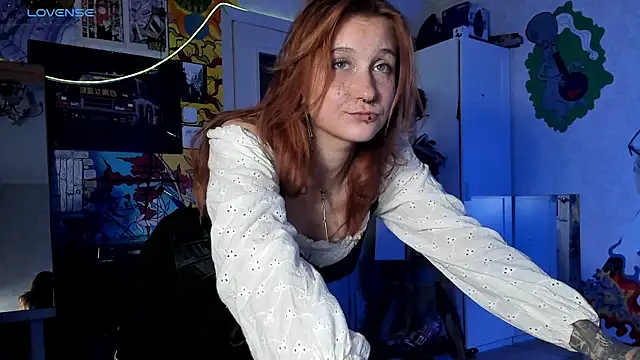 Sunny Mouse  online show from 10.13.25