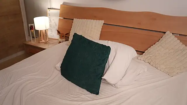 Snapshot of mbcaanna chatting on 02.19.26 mbcaanna online show from 02.19.26