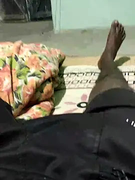 SILENT FUCKER 01 online show from 03.05.25