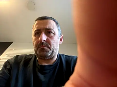 Snapshot of verygodetaste chatting on 11.25.25 verygodetaste online show from 11.25.25