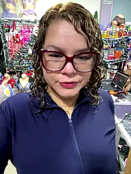 Snapshot of ROSALIALUCY chatting on 01.07.26 ROSALIALUCY online show from 01.07.26