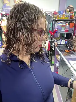 Snapshot of ROSALIALUCY chatting on 02.09.26 ROSALIALUCY online show from 02.09.26