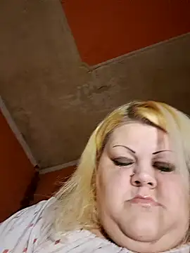 Snapshot of ducicsajsziii chatting on 12.06.24 ducicsajsziii online show from 12.06.24