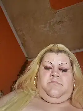 Snapshot of ducicsajsziii chatting on 12.10.24 ducicsajsziii online show from 12.10.24