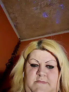 Snapshot of ducicsajsziii chatting on 12.18.24 ducicsajsziii online show from 12.18.24