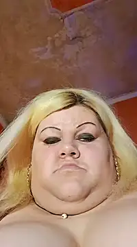 Snapshot of ducicsajsziii chatting on 02.19.25 ducicsajsziii online show from 02.19.25