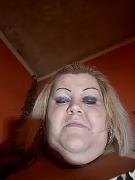 Snapshot of ducicsajsziii chatting on 11.13.25 ducicsajsziii online show from 11.13.25