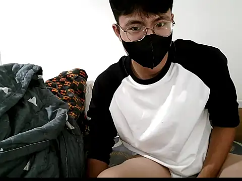 Gwencloudy online show from 10.05.25