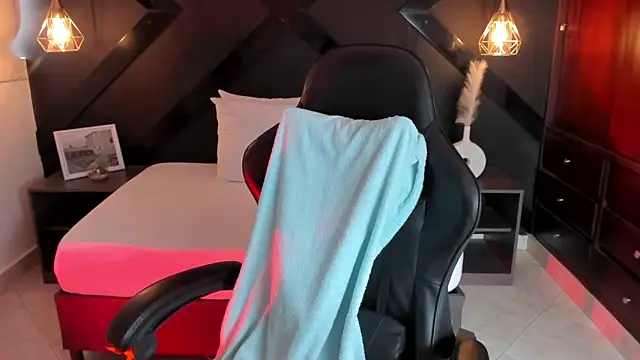 dark gotica online show from 03.14.25