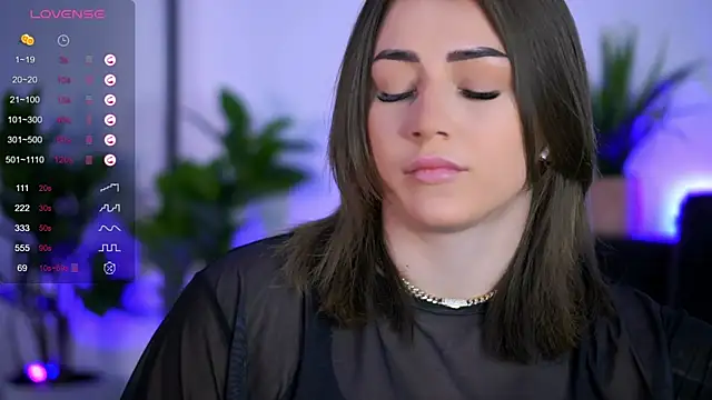 AishaCarter online show from 11.06.25