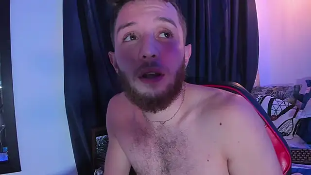 Snapshot of Juan_Castano chatting on 12.11.24 Juan Castano online show from 12.11.24