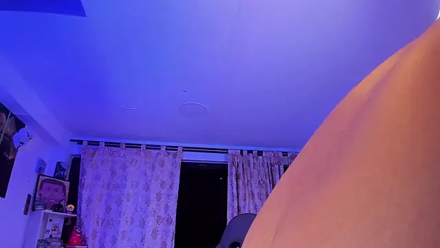 Snapshot of Juan_Castano chatting on 01.26.25 Juan Castano online show from 01.26.25